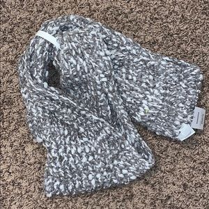 Infinity scarf